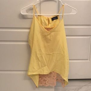 Cute lace back top!